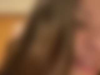 whitesgrbby96's Live Sex Cam Show