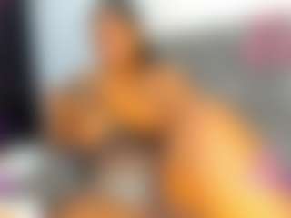 Live cam show with Onika - Ebony on Uber Horny | colombia