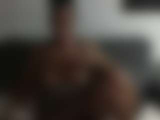 Onika's Live Sex Cam Show
