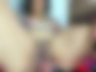 Live cam show with kassandratv-gamer - Brown Eyes Red Hair on Fit Hotties