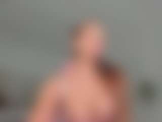 Live cam show with Tiffany - Nipples on live18s.com