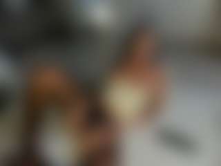 Live cam show with Tiffany - Cum Brown Hair on Gym Cam Girls