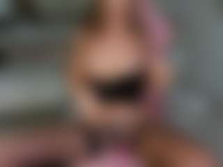 Live cam show with Tiffany - Bedroom on CamClone