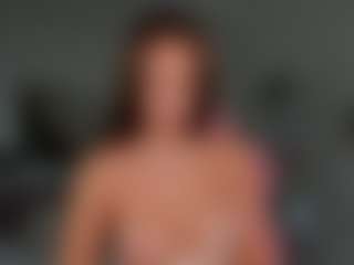 Live cam show with Tiffany - Blowjob Brown Hair on SmokeAndPoke