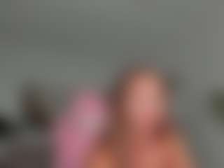 Live cam show with Tiffany - Latina Petite on SpankPalCams