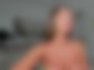 Live cam show with Tiffany - HD on Milfs Live