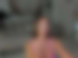 Live cam show with Tiffany - Bedroom Latina on Camsoda