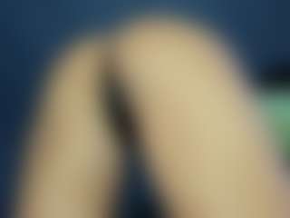 Live cam show with Tiffany - Foot Fetish on Camsoda