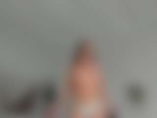 Spettacolo in cam dal vivo con Tiffany - Curly su Camsoda