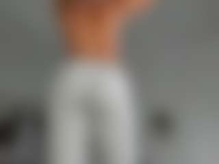 Live cam show with Tiffany - Strip Curvy on live.xbliss.ai