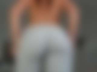 Live cam show with Tiffany - Bra on Camsoda