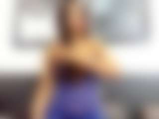 Live cam show with AnaPanda - Strip Brown Hair on Camsoda