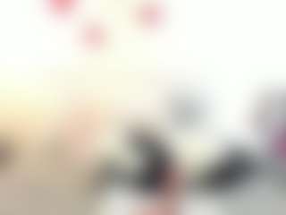 Live cam show with AnaPanda - Shake on Camsoda