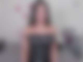 Live cam show with AnaPanda - Spank Brown Hair on Dolls Live