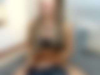 Live cam show with mili-moon - Big Ass on CamwithHer