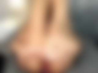 Live cam show with mili-moon - Sugarbaby on Fling VIP Chat