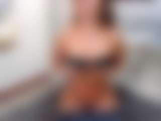 Live cam show with mili-moon - Strip Latina on Camming Site | colombia