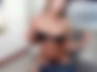 mili-moon's Live Sex Cam Show