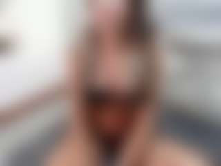 mili-moon's Live Sex Cam Show