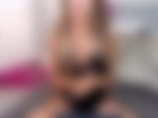 mili-moon's Live Sex Cam Show