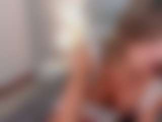 mili-moon's Live Sex Cam Show