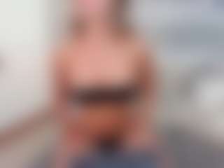 mili-moon's Live Sex Cam Show
