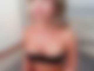 mili-moon's Live Sex Cam Show