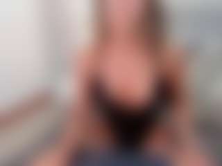 mili-moon's Live Sex Cam Show