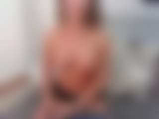 mili-moon's Live Sex Cam Show