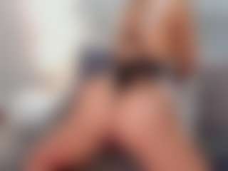 mili-moon's Live Sex Cam Show