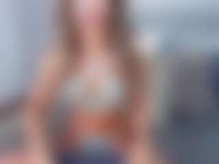 Live cam show with mili-moon - Fit on StripNow