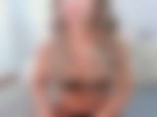 mili-moon's Live Sex Cam Show