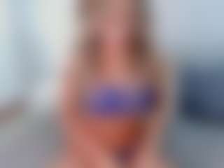 Live cam show with mili-moon - Latina Teen (18+) on StripNow | colombia