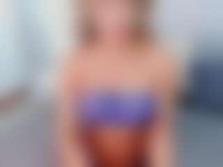 Live cam show with mili-moon - Asian MILF on Camsoda Late Night