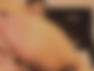 Beatzie's Live Sex Cam Show