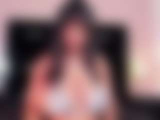 Beatzie's Live Sex Cam Show