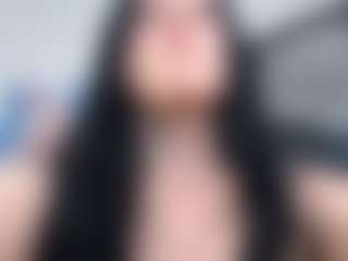Live cam show with Evelyn_Sheeran - Hairy Pussy Teen (18+) on Chatstar