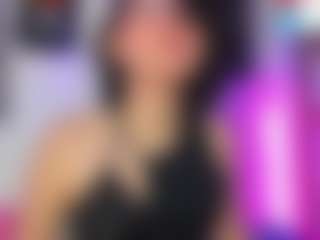Live cam show with Alice-Jacobs - Glasses on Soda Cam