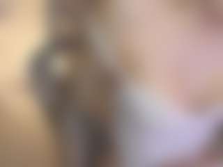 Live cam show with JOANA PALMER - Dildo on CamSodaAdn