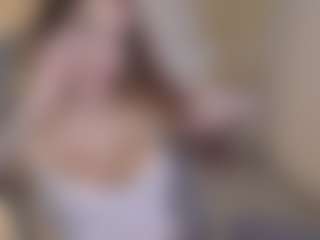 Live cam show with JOANA PALMER - College Toys on friskycurves.com