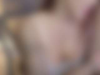 Live cam show with JOANA PALMER - Dildo on chickslive.net
