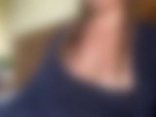 Live cam show with lesly Moore - Legs on Camming Site