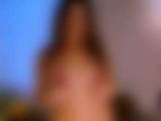 Live cam show with lesly Moore - Big Ass Big Tits on sexylive.show