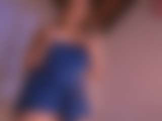 Live cam show with lesly Moore - Blonde Hair Big Tits on Hubzter Live