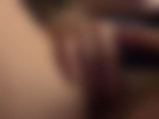 Live cam show with lesly Moore - Curvy Young Adult on SmokeAndPoke