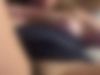 Live cam show with lesly Moore - Natural on 1on1-livenow