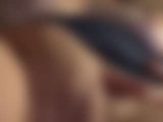 Live cam show with lesly Moore - Natural on fuck-show.com