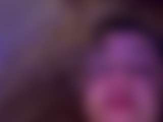 Live cam show with lesly Moore - Full Nudity on thefappeningchat.com