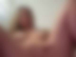 lesly Moore's Live Sex Cam Show