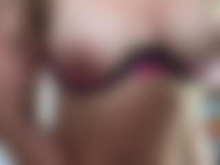 lesly Moore's Live Sex Cam Show